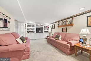 303 N Oak Ave, Clifton Heights, PA 19018 - Photo 16