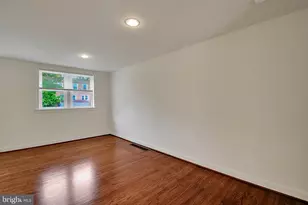 732 Crescent Dr, Glenolden, PA 19036 - Photo 4