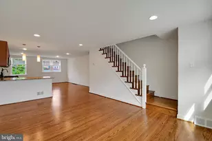 732 Crescent Dr, Glenolden, PA 19036 - Photo 2