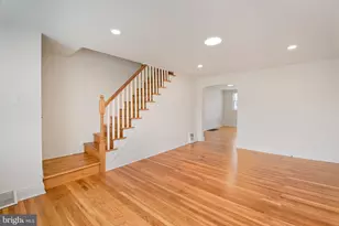 714 Surrey Ln, Glenolden, PA 19036 - Photo 2