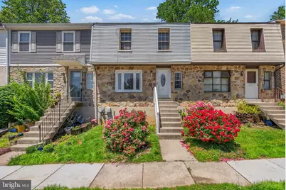 643 Saint Anthony Lane, Upper Darby, PA 19082 - Photo 1