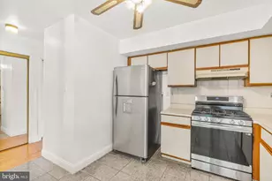 643 St Anthony Ln, Upper Darby, PA 19082 - Photo 16