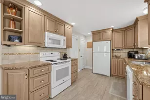 58 Upland Rd, Havertown, PA 19083 - Photo 10