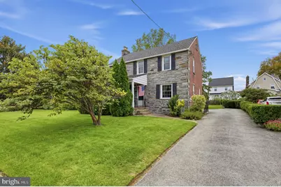 58 Upland Road, Havertown, PA 19083 - Photo 2
