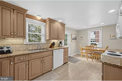 58 Upland Road, Havertown, PA 19083 - Photo 12