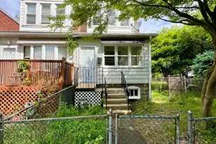 13 Kern St, Collingdale, PA 19023 - Photo 2