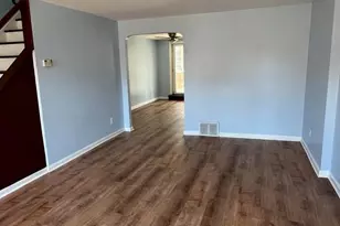 2045 Heather Rd, Folcroft, PA 19032 - Photo 2