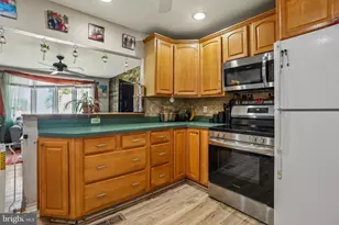 207 Rolling Rd, Broomall, PA 19008 - Photo 10