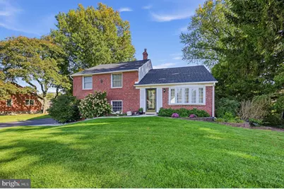 128 Westminster Drive, Wallingford, PA 19086 - Photo 1