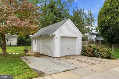 246 Lenox Rd, Havertown, PA 19083 - Photo 34