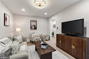 256 N Aberdeen Ave, Wayne, PA 19087 - Photo 4