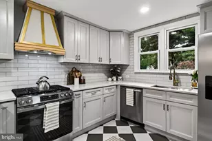 256 N Aberdeen Ave, Wayne, PA 19087 - Photo 6