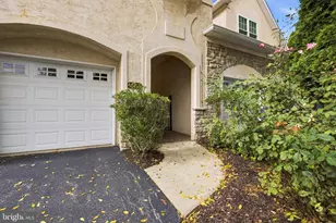 54 Old Barn Dr, West Chester, PA 19382 - Photo 4