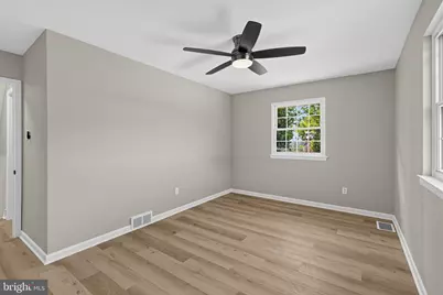 934 Longford Road, Secane, PA 19018 - Photo 16