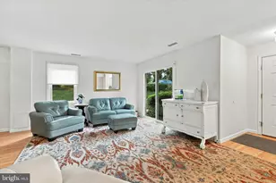 17 Summit Dr, Bryn Mawr, PA 19010 - Photo 4
