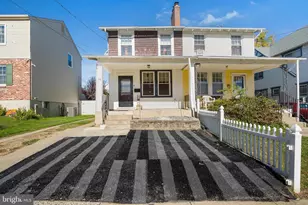 38 Maple Ave, Upper Darby, PA 19082 - Photo 1