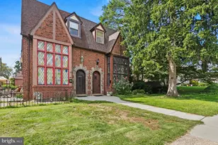 906 Burmont Rd, Drexel Hill, PA 19026 - Photo 2