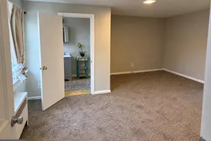 6929 Ruskin Ln, Upper Darby, PA 19082 - Photo 14