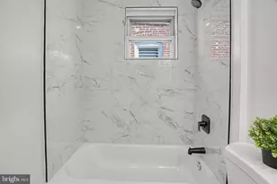 1315 E 9th St, Crum Lynne, PA 19022 - Photo 30