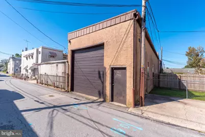 936 Maiden Lane, Marcus Hook, PA 19061 - Photo 2