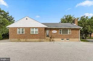 500 W Township Line Rd, Havertown, PA 19083 - Photo 1