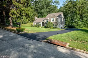 5 Brennan Dr, Bryn Mawr, PA 19010 - Photo 2