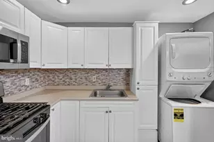721 McIlvain St, Chester, PA 19013 - Photo 36