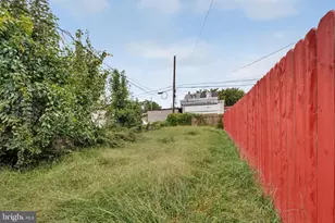 721 McIlvain St, Chester, PA 19013 - Photo 44