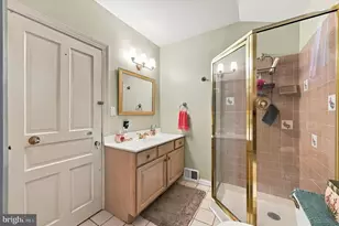 129 Wayne Ave E, Aldan, PA 19018 - Photo 24