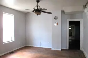 350 Parker St, Chester, PA 19013 - Photo 16
