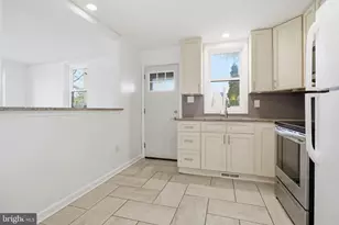 101 E Oak Ln, Glenolden, PA 19036 - Photo 8