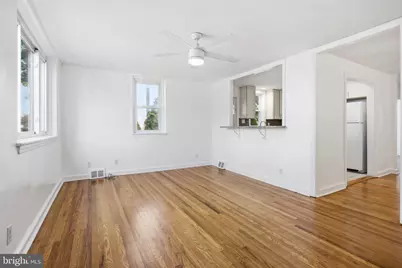 101 E Oak Lane, Glenolden, PA 19036 - Photo 2