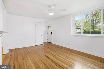 101 E Oak Lane, Glenolden, PA 19036 - Photo 4