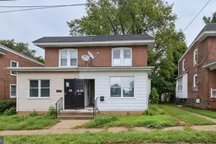 2611 Lindsay St, Chester, PA 19013 - Photo 1