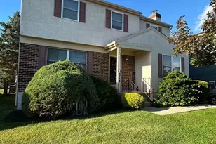 314 Greenbriar Ln, Havertown, PA 19083 - Photo 2