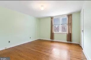 233 N Bishop Ave, Clifton Heights, PA 19018 - Photo 6