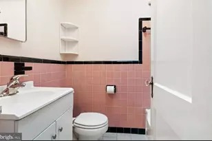233 N Bishop Ave, Clifton Heights, PA 19018 - Photo 8