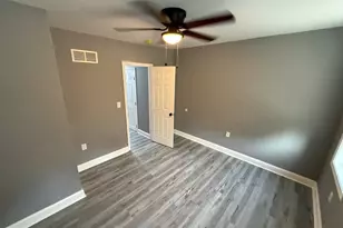 426 E 10th St, Chester, PA 19013 - Photo 20