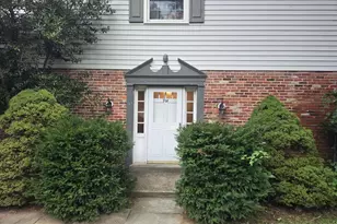 708 Camp Woods Rd, Villanova, PA 19085 - Photo 2
