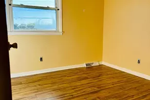 63 S Kirklyn Ave, Upper Darby, PA 19082 - Photo 14