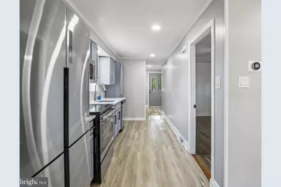 430 Charmont Avenue, Folcroft, PA 19032 - Photo 12