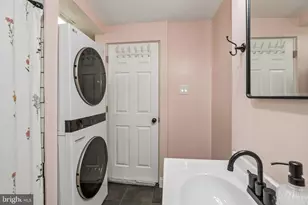 430 Charmont Ave, Folcroft, PA 19032 - Photo 24