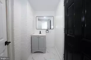 236 Mill St, Darby, PA 19023 - Photo 30