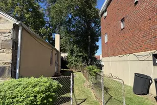 160 N Bonsall Ave, Glenolden, PA 19036 - Photo 2