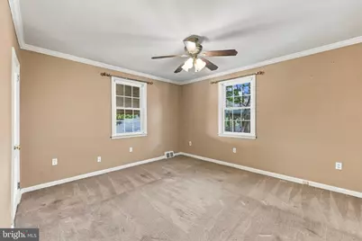 7 Golf Road, Darby, PA 19023 - Photo 14