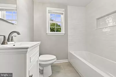 7 Golf Road, Darby, PA 19023 - Photo 12