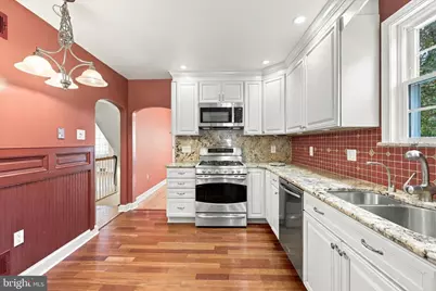 7 Golf Road, Darby, PA 19023 - Photo 6