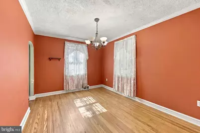 7 Golf Road, Darby, PA 19023 - Photo 10