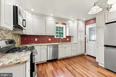 7 Golf Road, Darby, PA 19023 - Photo 8