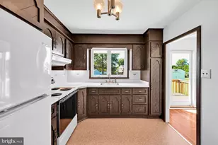 3560 Swiftwater Ln, Brookhaven, PA 19015 - Photo 12